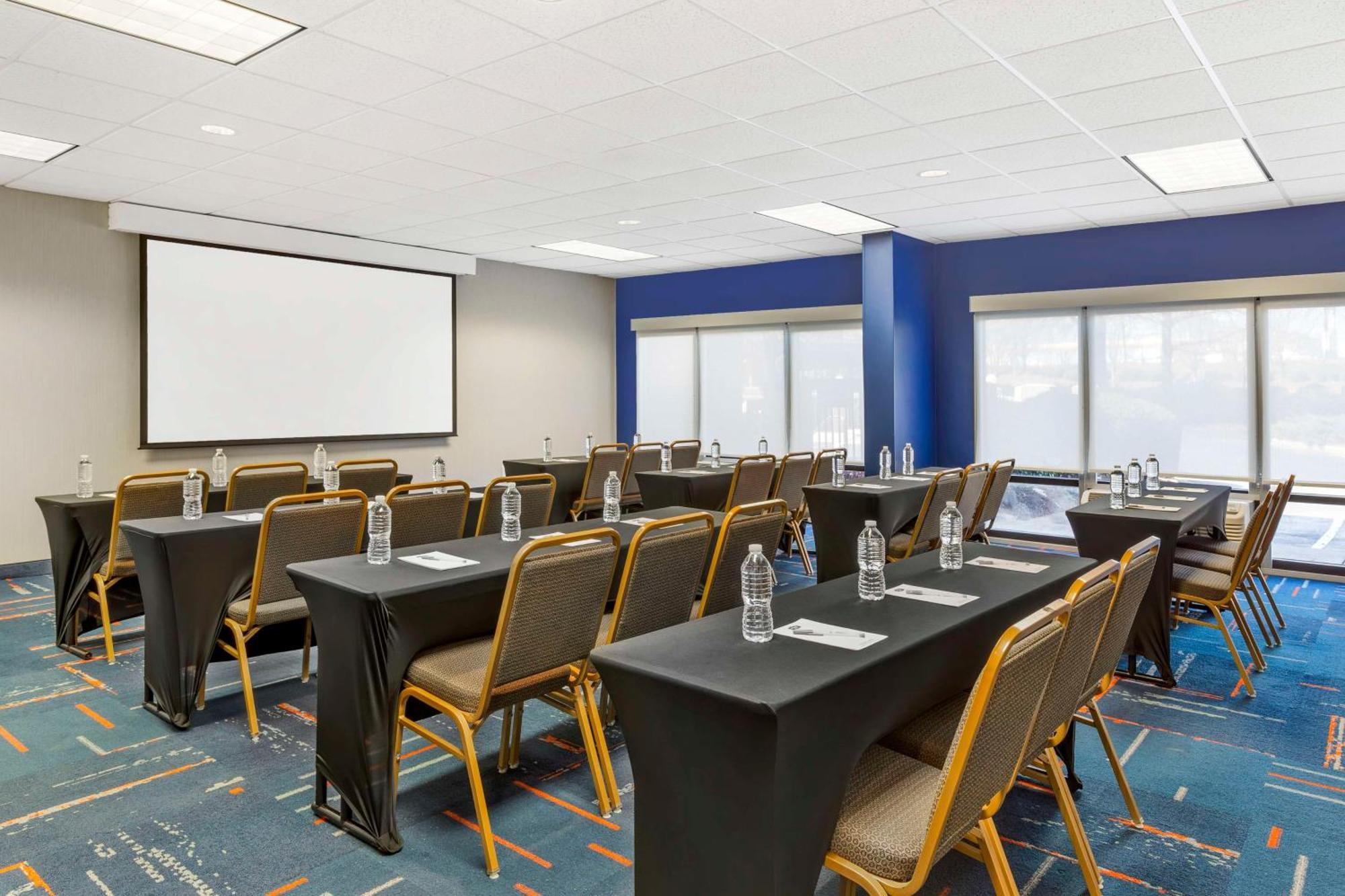 Hampton Inn Mebane Zewnętrze zdjęcie